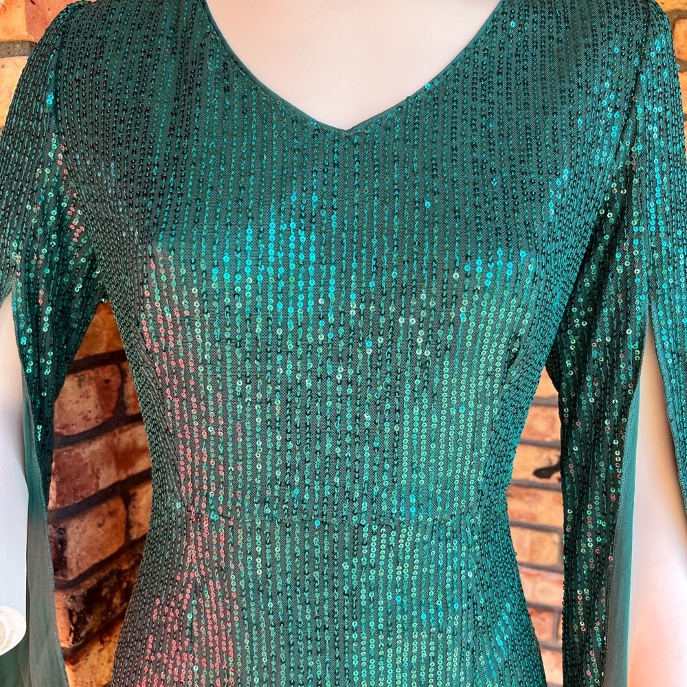 COOAN Green Sequin Bodycon Knee Length Dress Slit Sleeve V-Neck Women size L - Picture 4 of 7